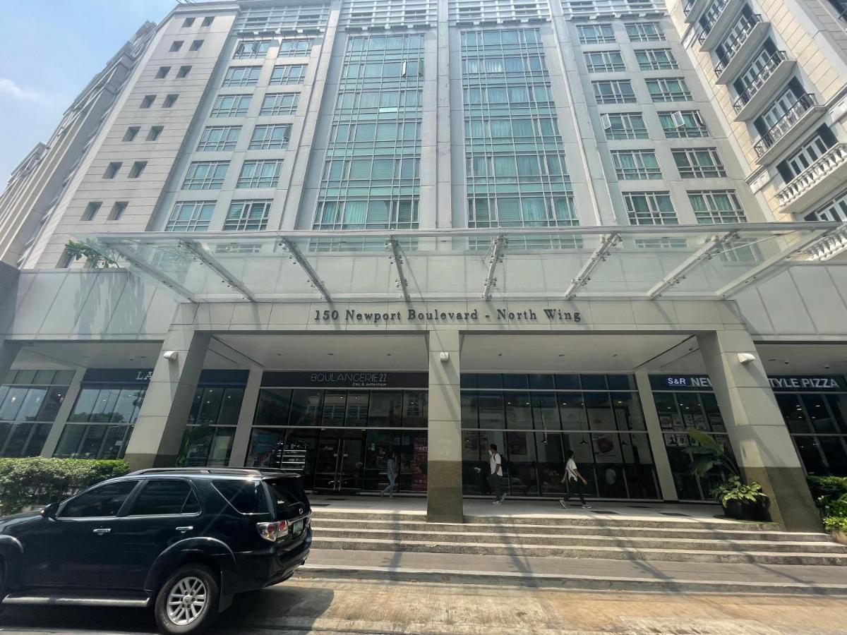 الشقق الفندقية باسايفي  4J 150 Newport - Terminal3 Airport المظهر الخارجي الصورة
